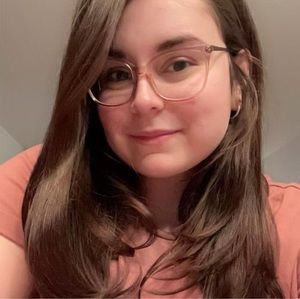 Meet your Posher, Anne-gabrielle